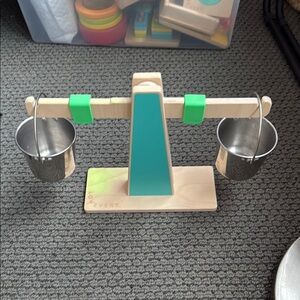 Lovevery Every Which Weigh Scale & Pails